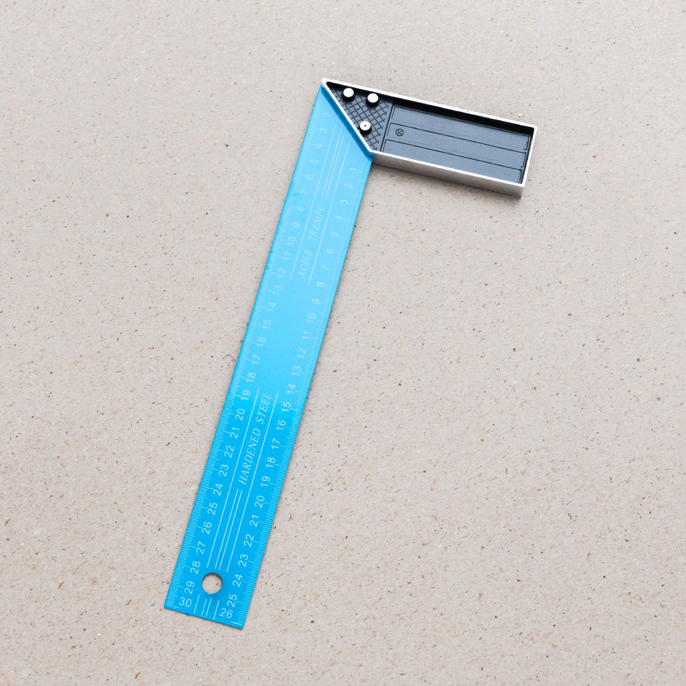 Úhelník / nářadí vhodné pro děti / Malý kutil – polytechnika pro předškolní děti